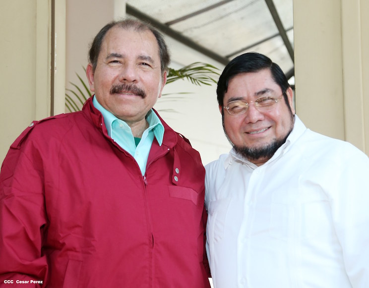 Presidete Daniel se re&uacute;ne con rabino Yechiel Zayde